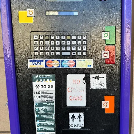 Poggi 7 * Florence