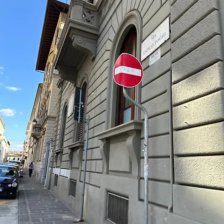 Poggi 7 Apartment *