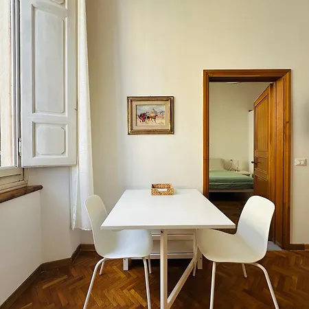 Apartamento Poggi 7 *